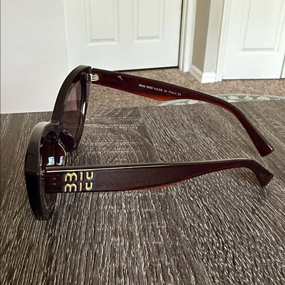 miu miu sunglasses - Picture 2 of 4